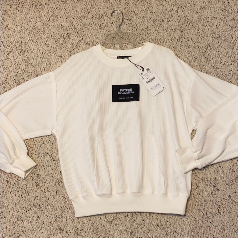 🛍3 for 25🛍Zara top!🖤🤍